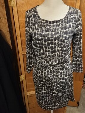 Ann Taylor Stretch Shift Dress Petite Size 6P Black, White, & Gray 3/4 Sleeve